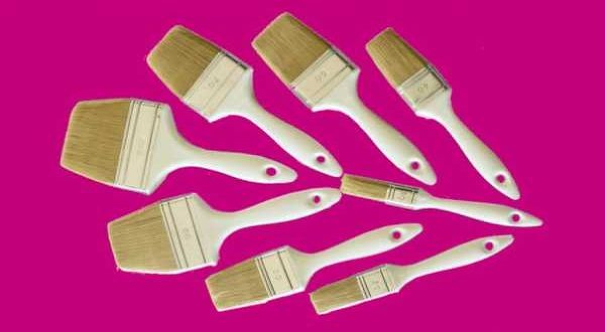 MŰANYAG nyelű ecset TOPS 90